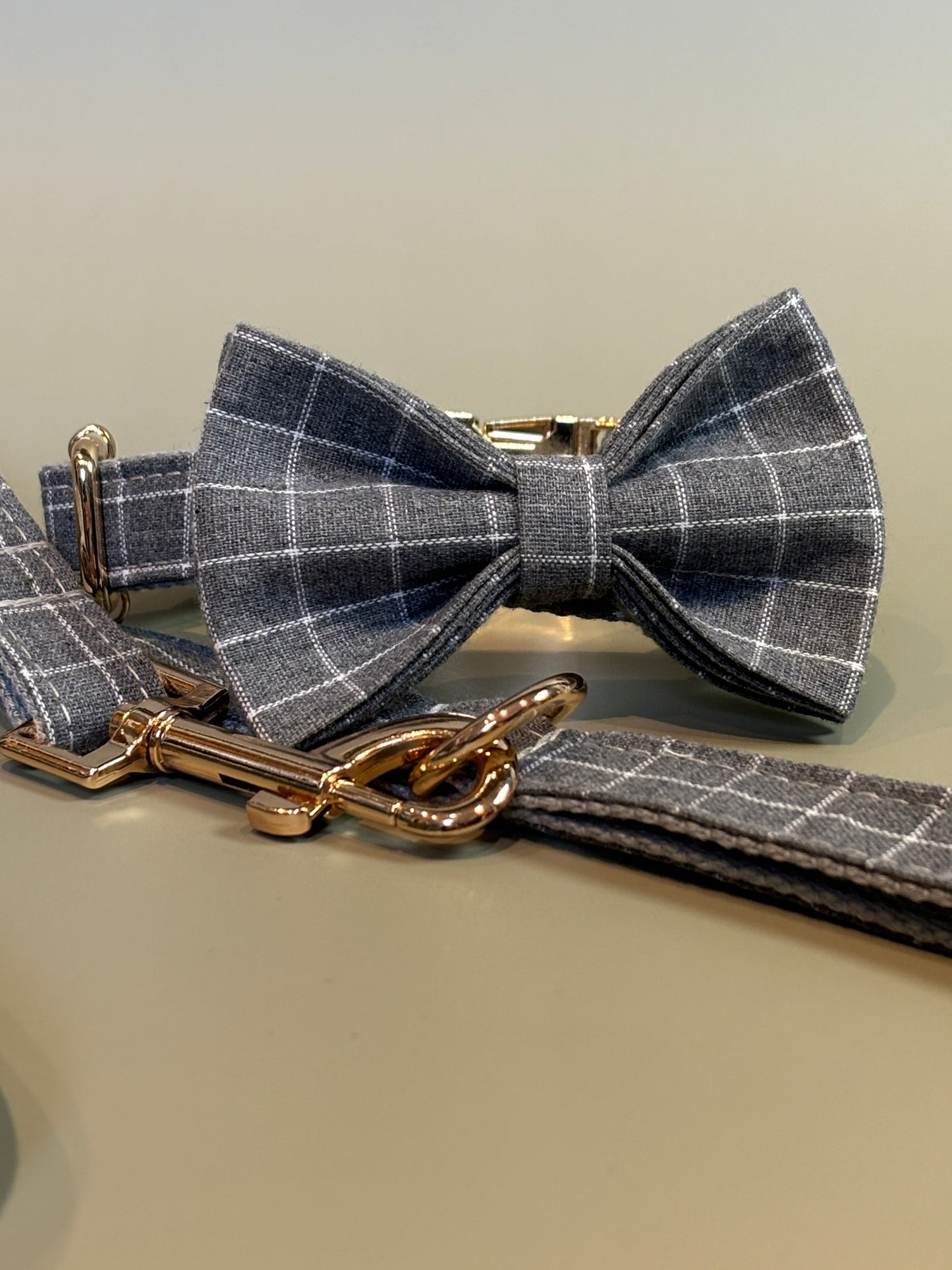 Chequered Bow